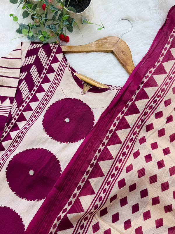 Pure Cotton Ready-to-Wear Kurti Set — Comfort Meets Everyday Elegance