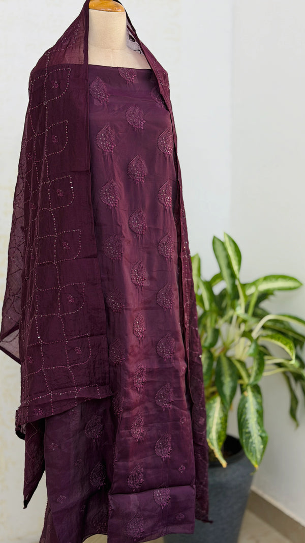 ✨ Unstitched Chanderi Hand Detailed Partywear Suit ✨