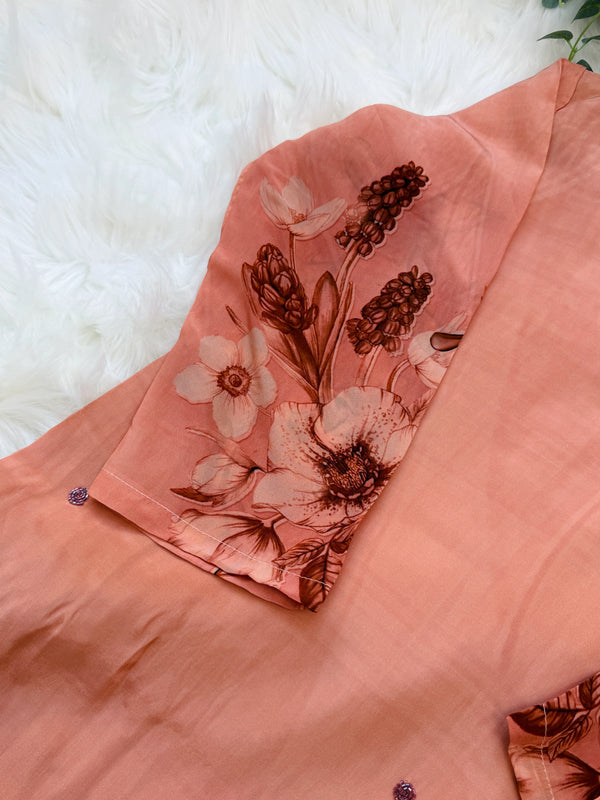 ✨ Mul Chanderi Hand Detailed V-Neck Kurti Set ✨