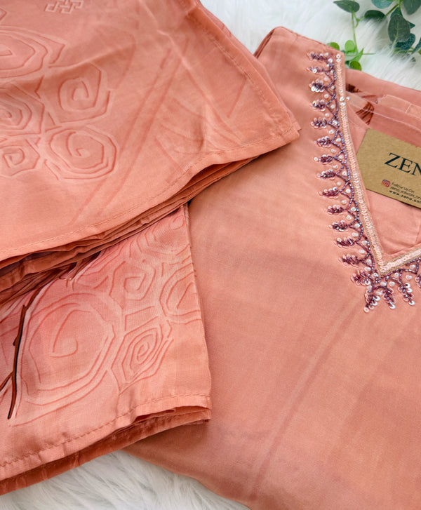 ✨ Mul Chanderi Hand Detailed V-Neck Kurti Set ✨