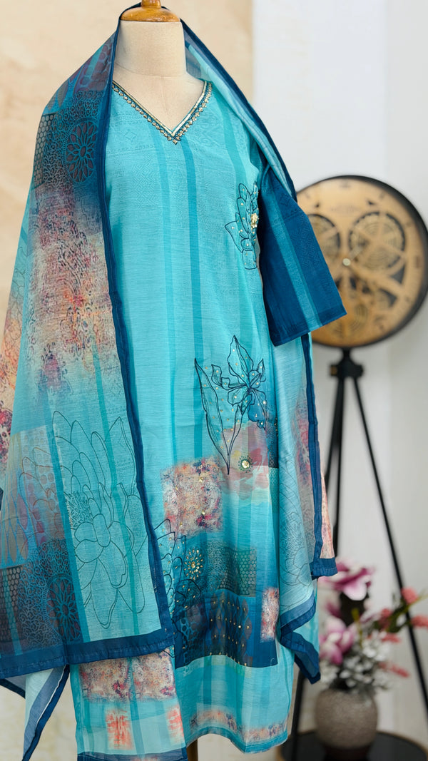 ✨ Pure Muslin Handwork Kurti Set ✨