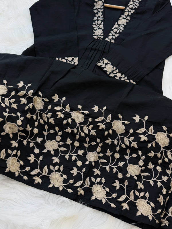 ✨ Diamond Mulchanderi Anarkali Set ✨