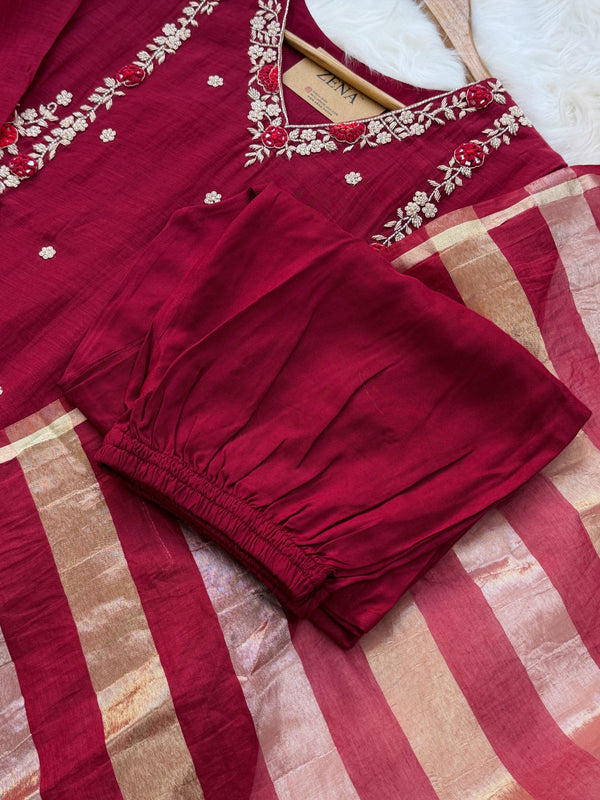 ✨ Premium Mul Chanderi Hand Work Kurti Set ✨