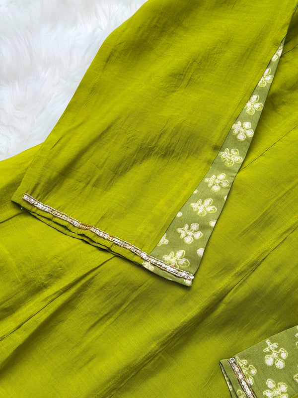 ✨ Mul Chanderi Hand Detailed Anarkali Set ✨