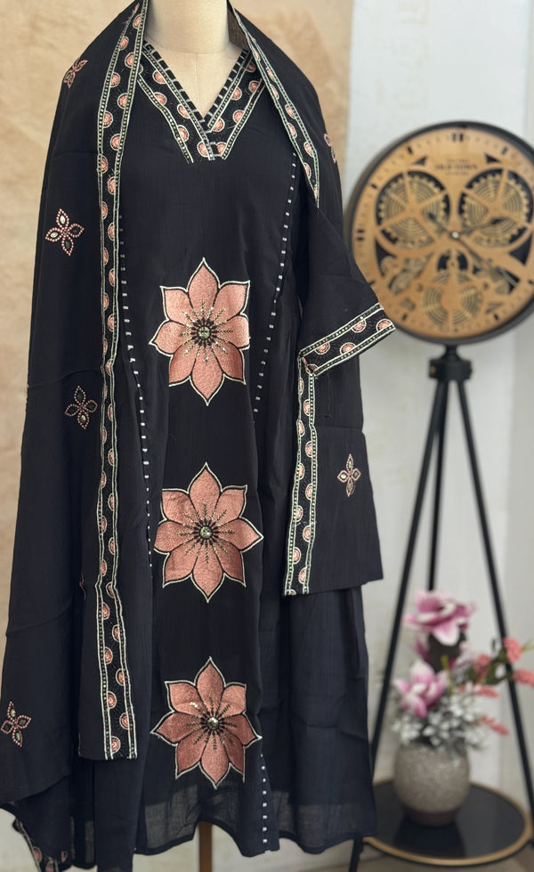 ✨ Imported Crush Silk Kurti Set with Appliqué Work ✨
