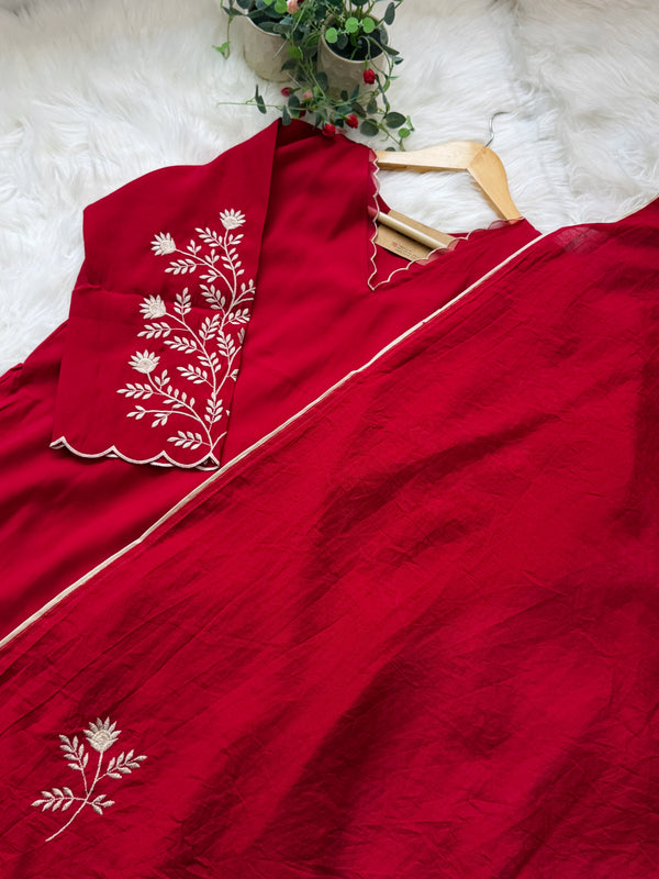 ✨ Glass Chanderi Embroidered Anarkali Set ✨