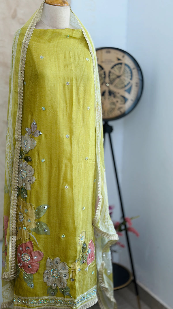 ✨ Premium Crepe Hand Detailed Unstitched Suit ✨