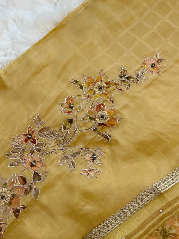 ✨ Premium Crepe Hand Detailed Unstitched Suit ✨