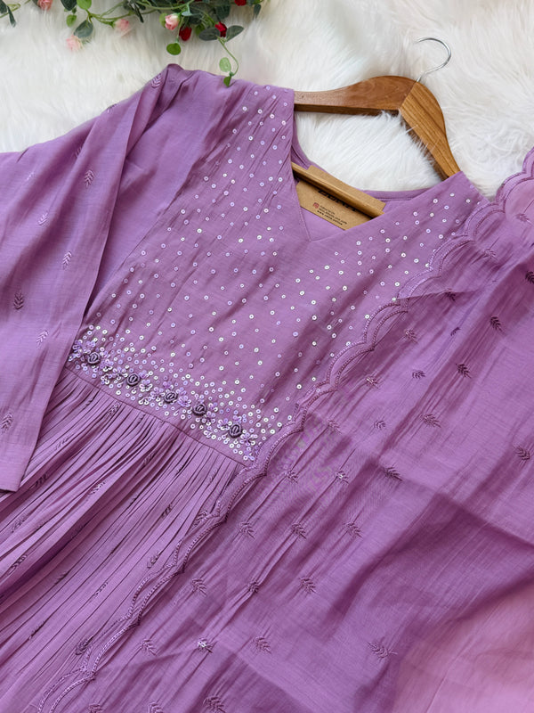 ✨ Mul Chanderi Embroidered Anarkali Set ✨
