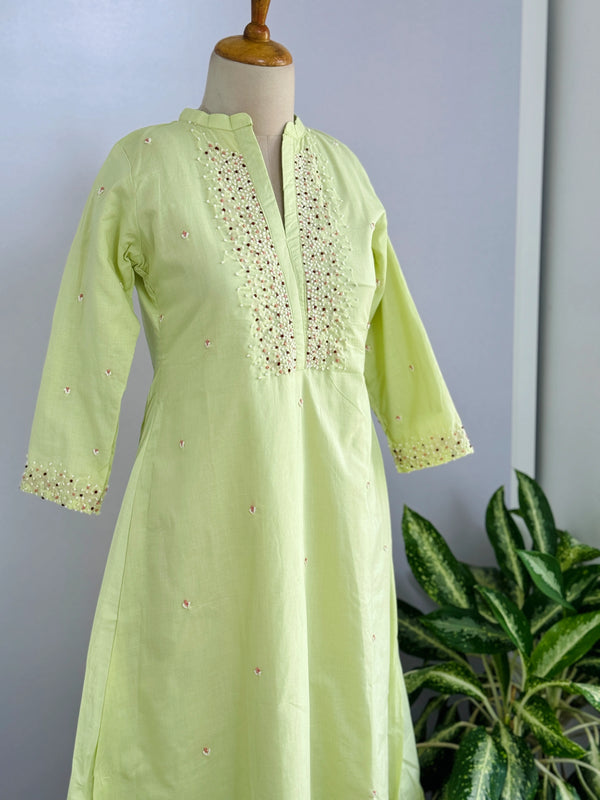 Premium Mul Cotton Handwork Kurti Set – French Knot Detailing