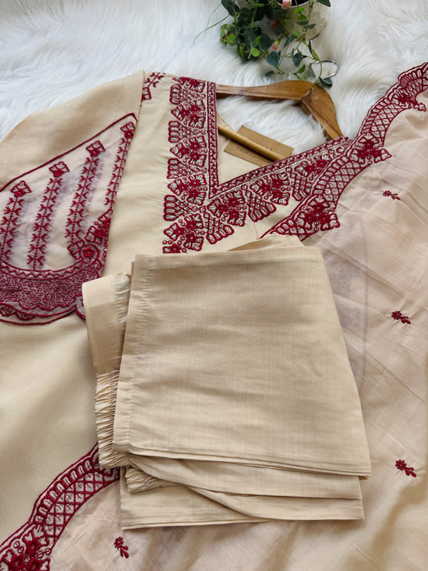 ✨ Glass Chanderi Pakistani Embroidered Kurti Set ✨