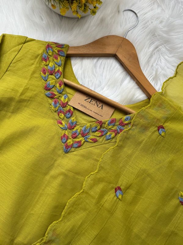 ✨ Premium Mul Chanderi Hand-Detailed Kurti Set ✨