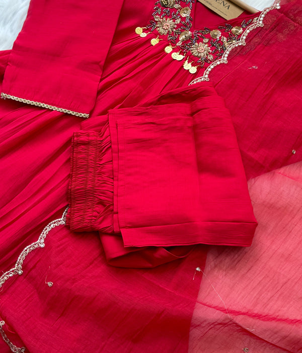 Mul Chanderi Hand Detailed Anarkali Set – Regal Elegance in Every Drape