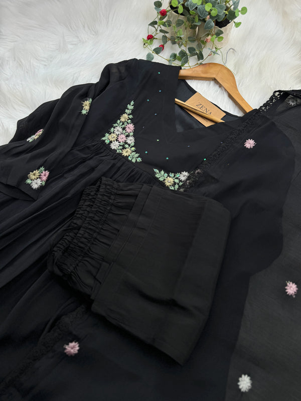Embroidered Hand Detailed Anarkali Set – Malai Chanderi