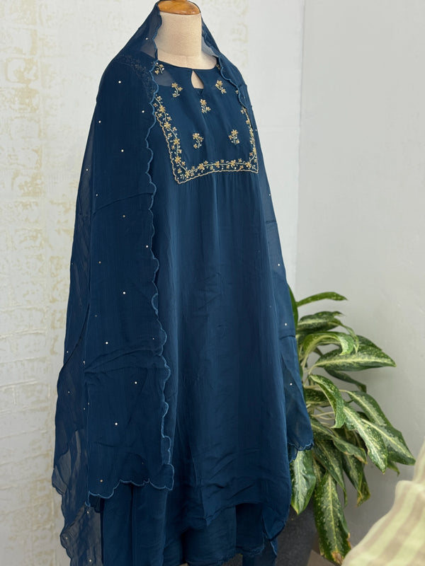 ✨ Viscose Organza Hand-Detailed Party Wear Suit ✨